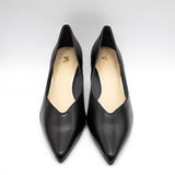 (左右別購入)Vカットミドルヒールパンプス ブラックスムース