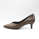 (左右別購入)Vカットミドルヒールパンプス グレーエナメル