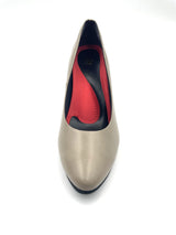 (左右別購入)ビーナスフィットハイヒールパンプス オーク