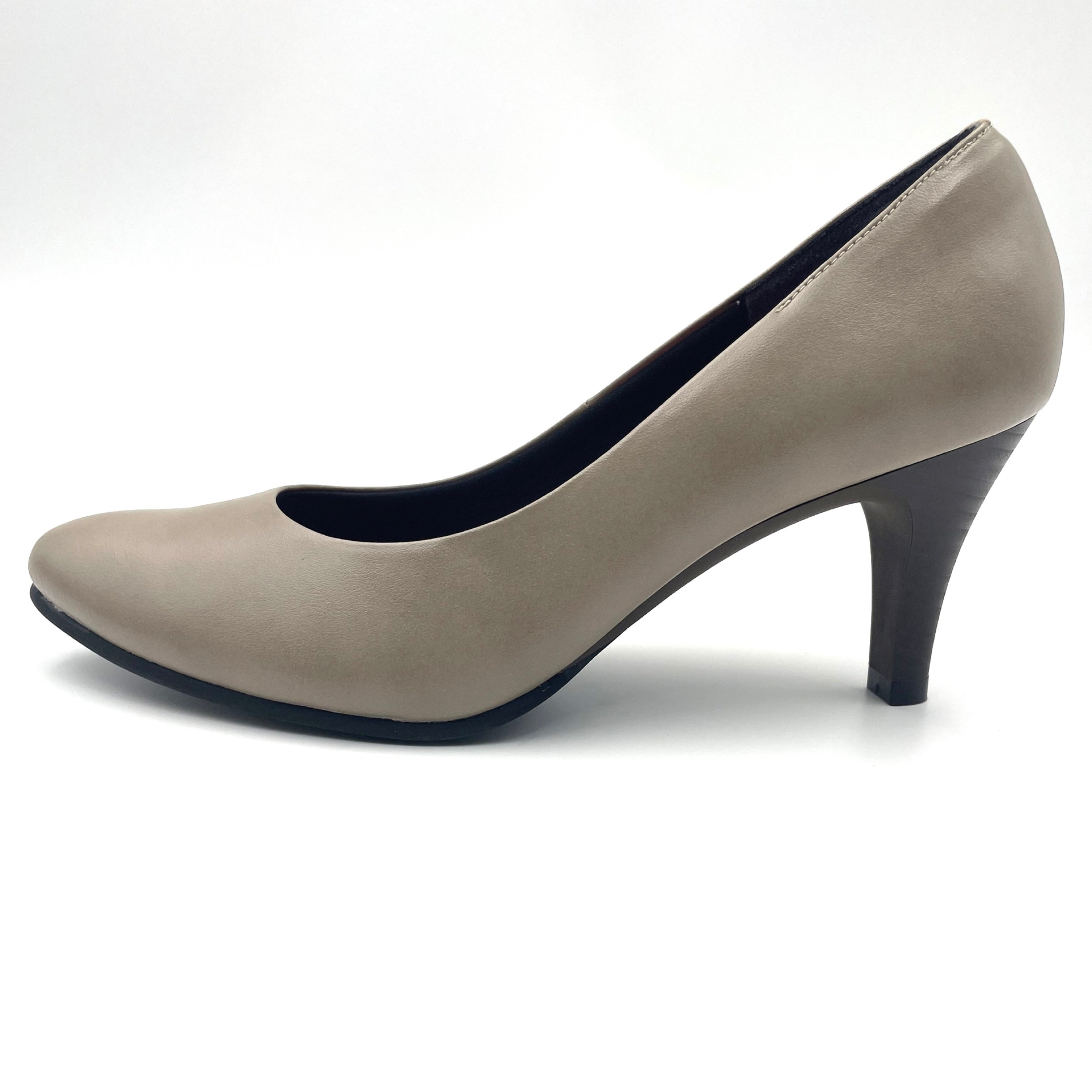 KiBERA ハイヒールパンプス　２３.5cm S (未使用) 9cm